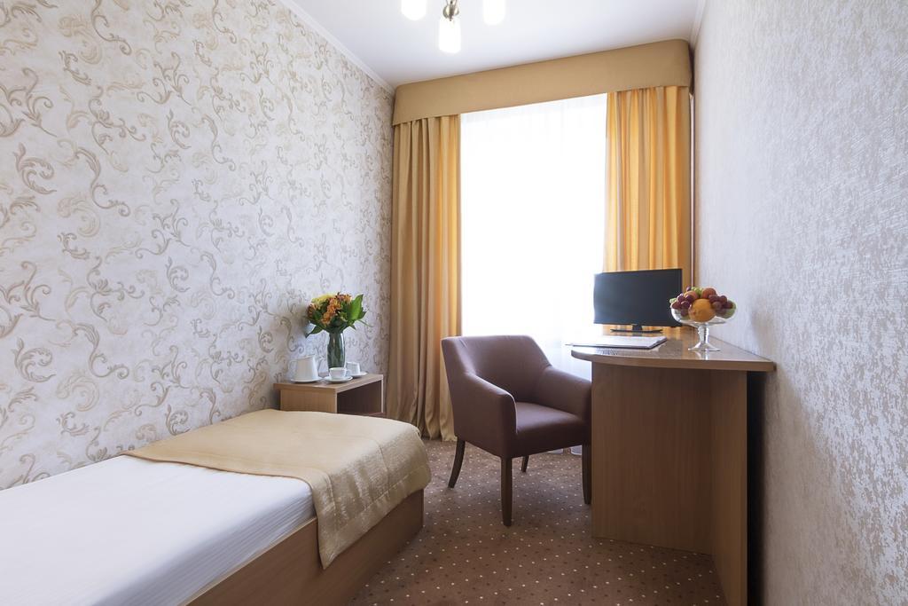 Mariot Medical Center Hotel Trouskavets Extérieur photo