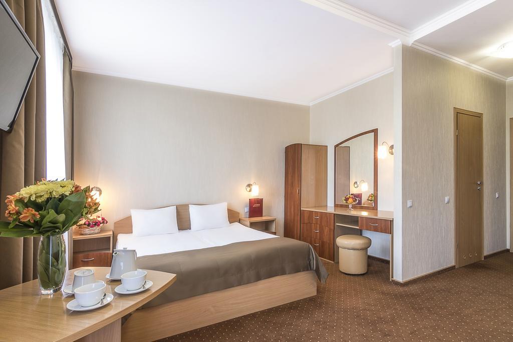 Mariot Medical Center Hotel Trouskavets Extérieur photo