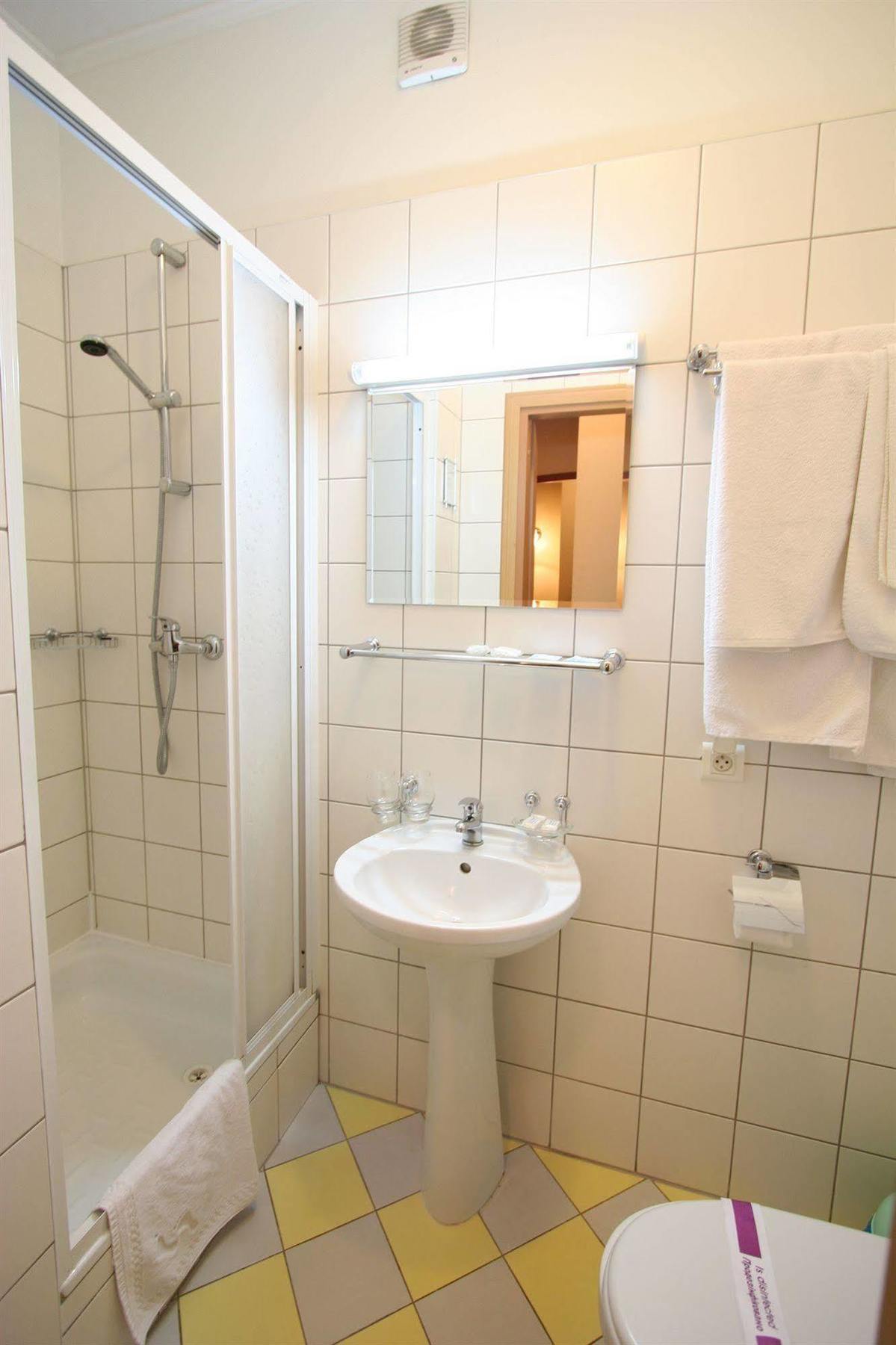Mariot Medical Center Hotel Trouskavets Extérieur photo